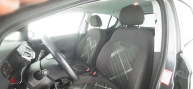Opel Corsa 1.4 90CV GPL Tech 5 porte b-Color (13)