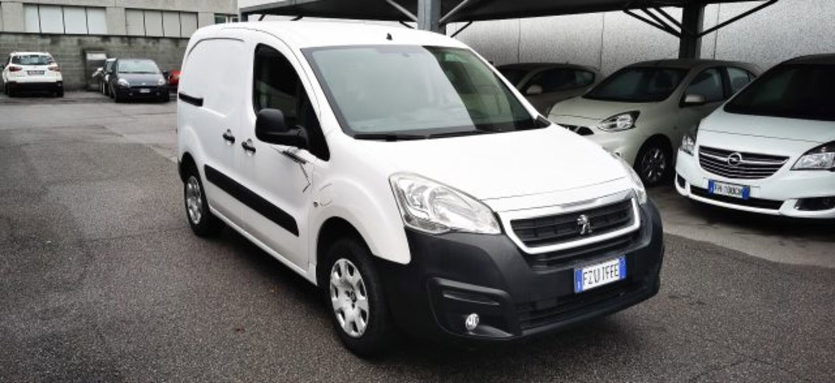 Peugeot Partner Furgone Full Electric L1 Furgone Premium