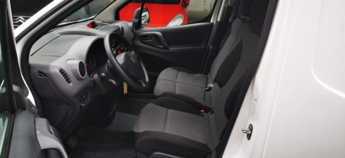 Peugeot Partner Furgone Full Electric L1 Furgone Premium (13)