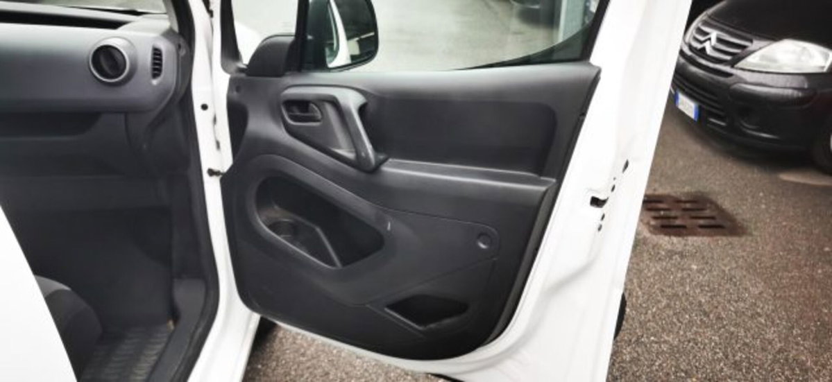 Peugeot Partner Furgone Full Electric L1 Furgone Premium (19)