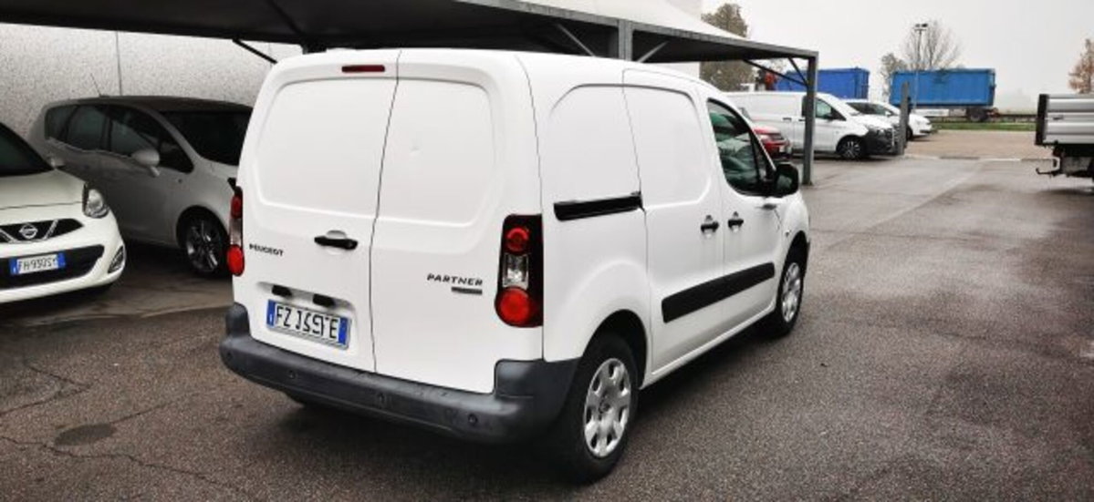 Peugeot Partner Furgone Full Electric L1 Furgone Premium (6)