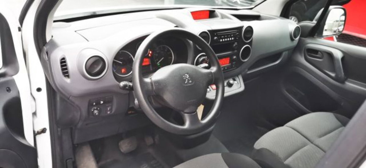 Peugeot Partner Furgone Full Electric L1 Furgone Premium (9)