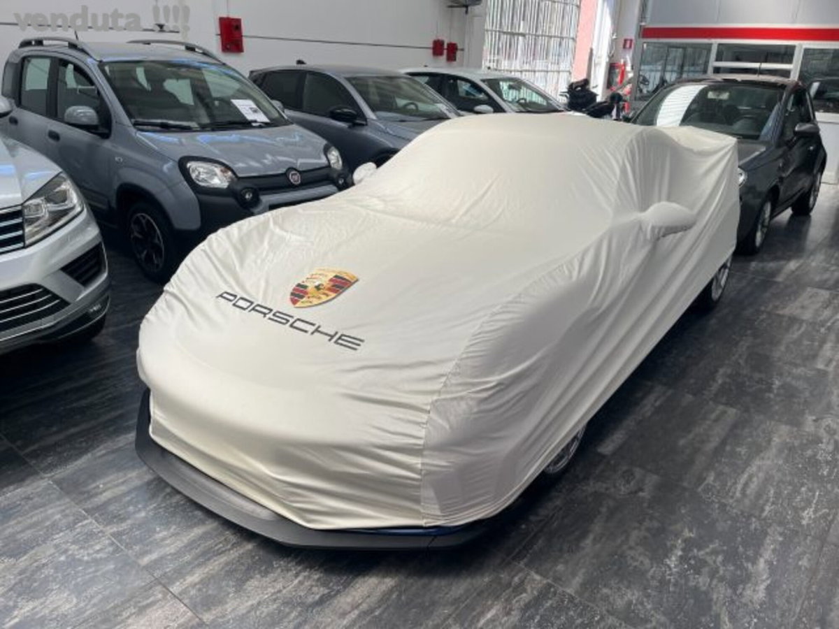 Porsche 718 Cayman  Cayman 4.0 GT4 RS pdk (14)