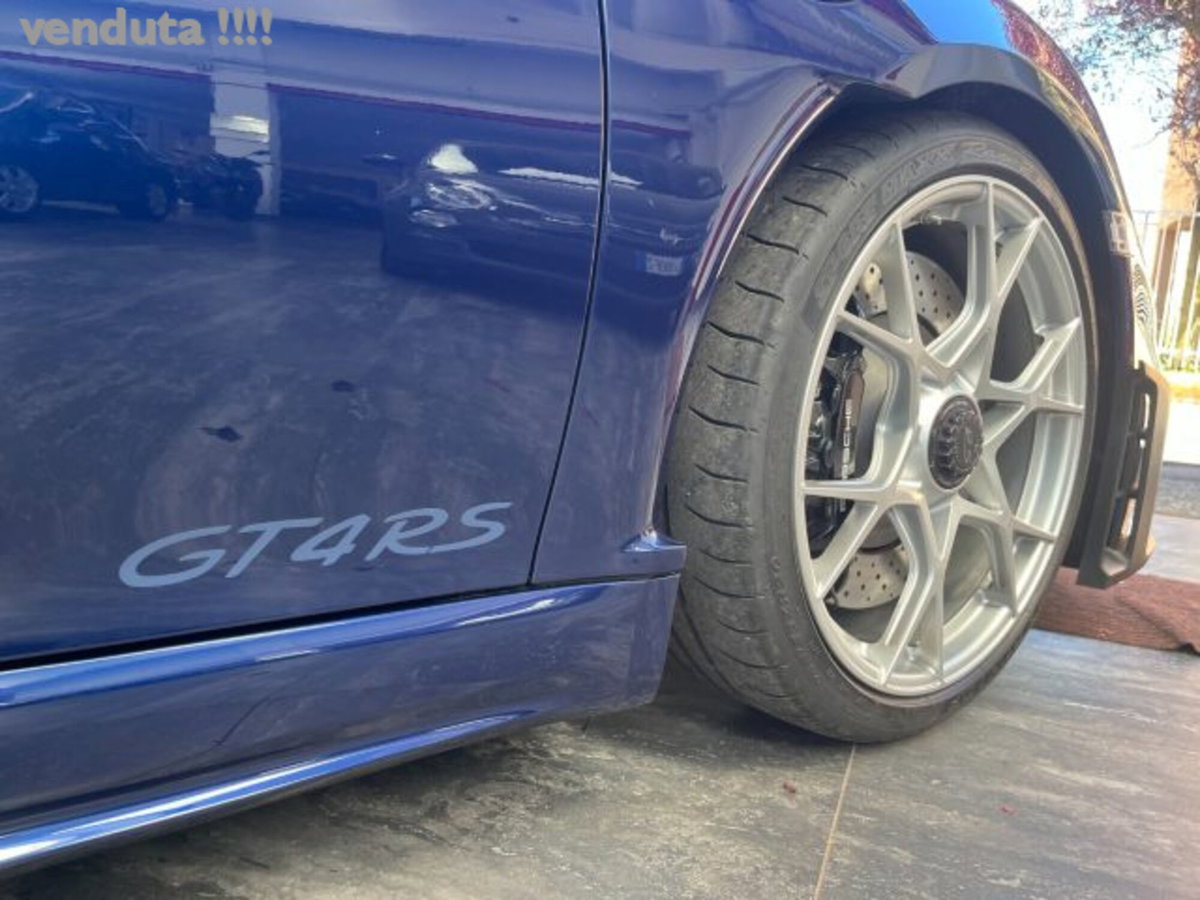 Porsche 718 Cayman  Cayman 4.0 GT4 RS pdk (4)
