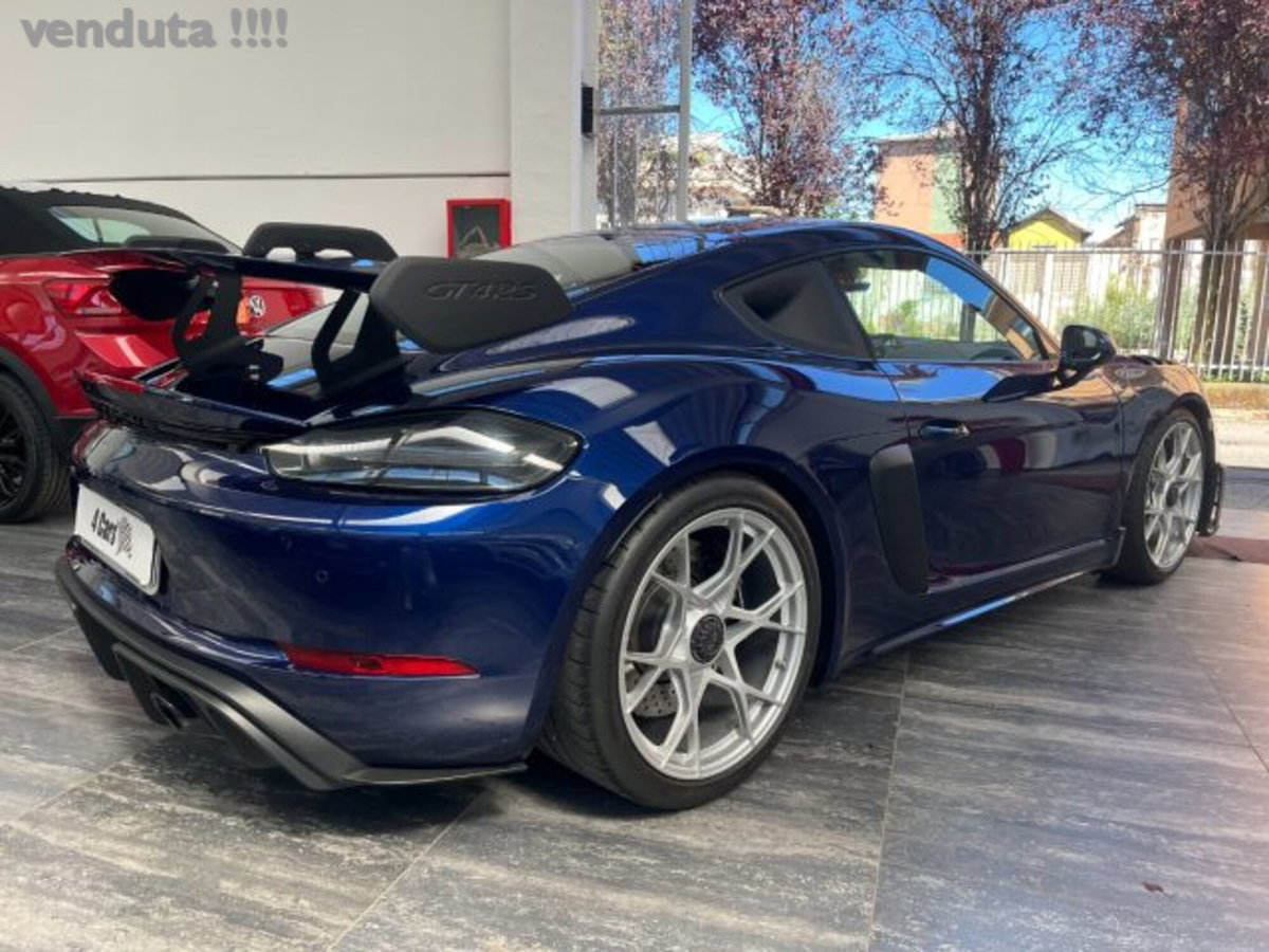 Porsche 718 Cayman  Cayman 4.0 GT4 RS pdk (5)