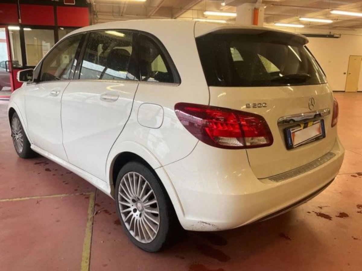 Mercedes-Benz Classe B 200 Sport (3)