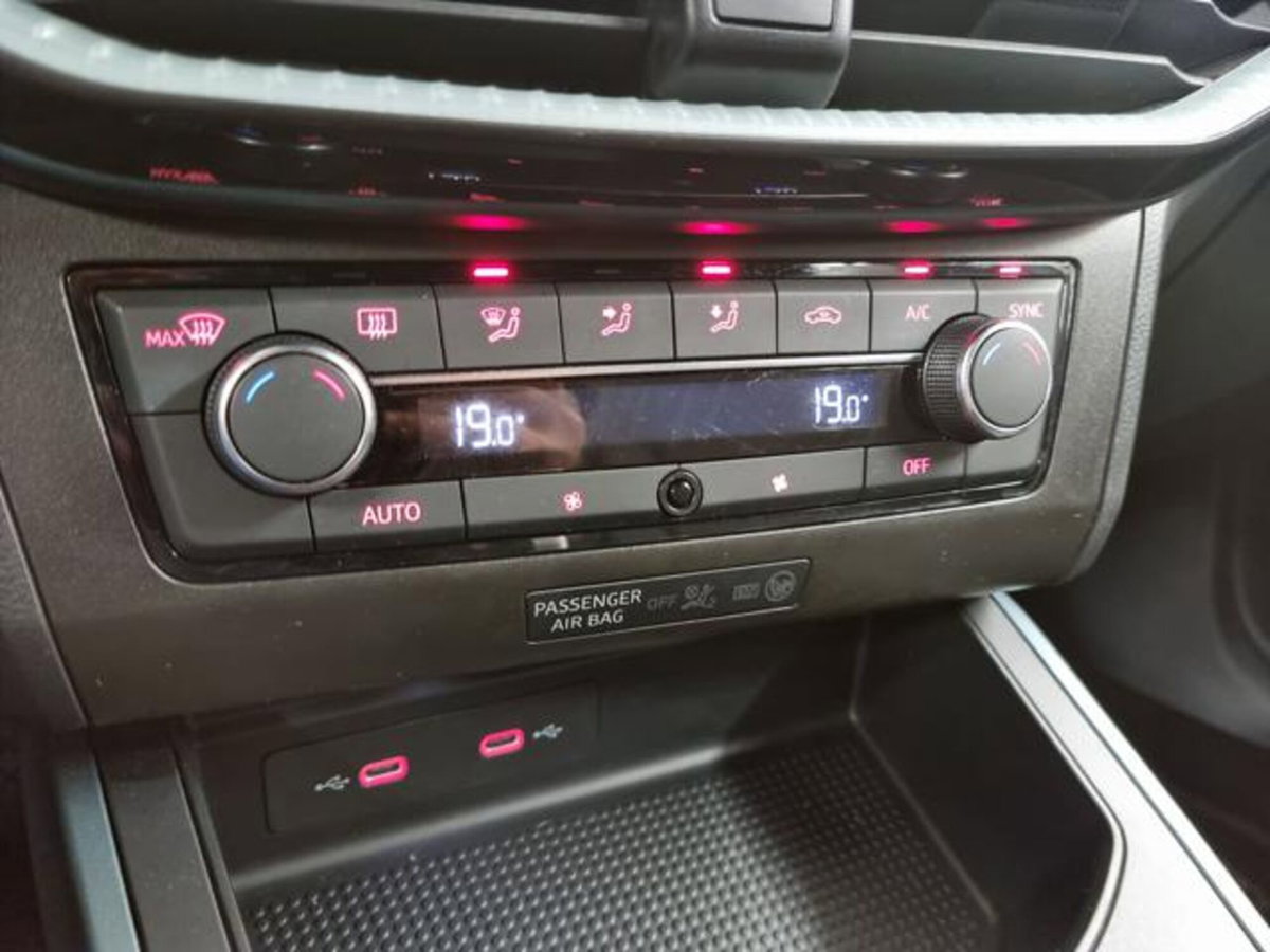 SEAT Arona 1.0 EcoTSI 110 CV DSG XPERIENCE (12)