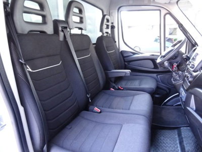 Iveco Daily Telaio 35C16H BTor 3.0 HPT PLM-RG Cabinato (10)