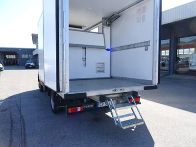 Iveco Daily Telaio 35C16H BTor 3.0 HPT PLM-RG Cabinato (2)