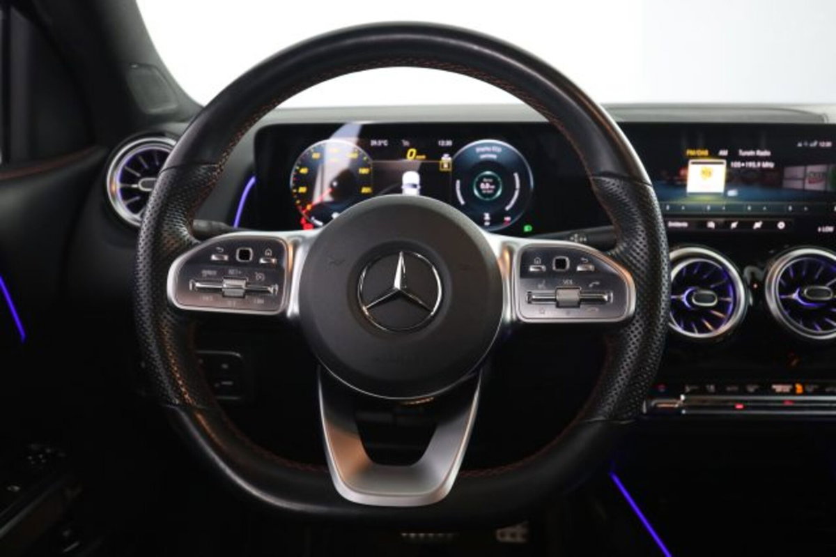 Mercedes-Benz CLA Shooting Brake 200 d Automatic 4Matic Shooting Brake Premium (5)
