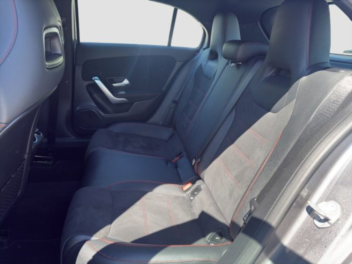 Mercedes-Benz Classe A 180 d Automatic Premium (10)