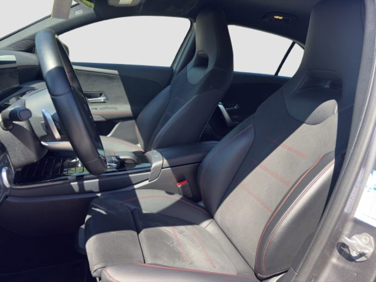 Mercedes-Benz Classe A 180 d Automatic Premium (9)
