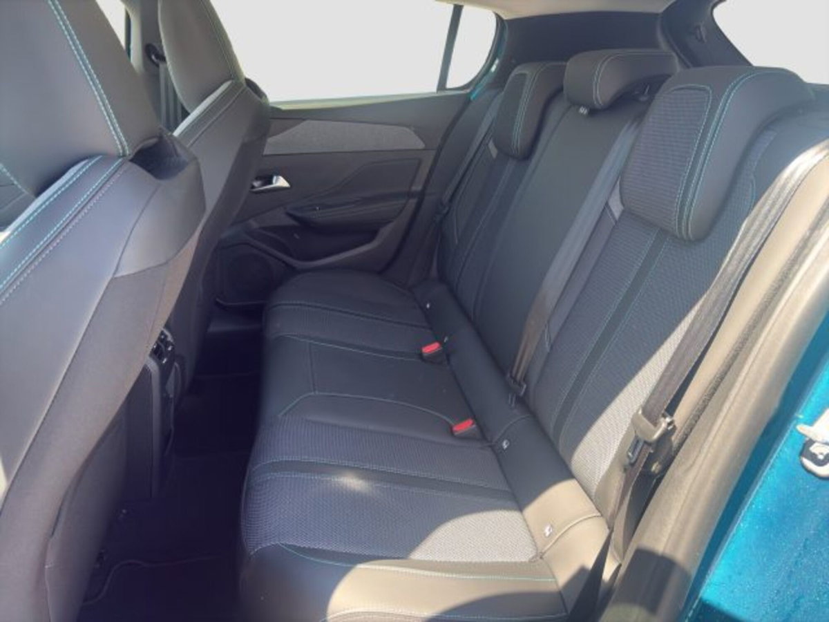 Peugeot 308 BlueHDi 130 S&S EAT8 Allure Pack (10)
