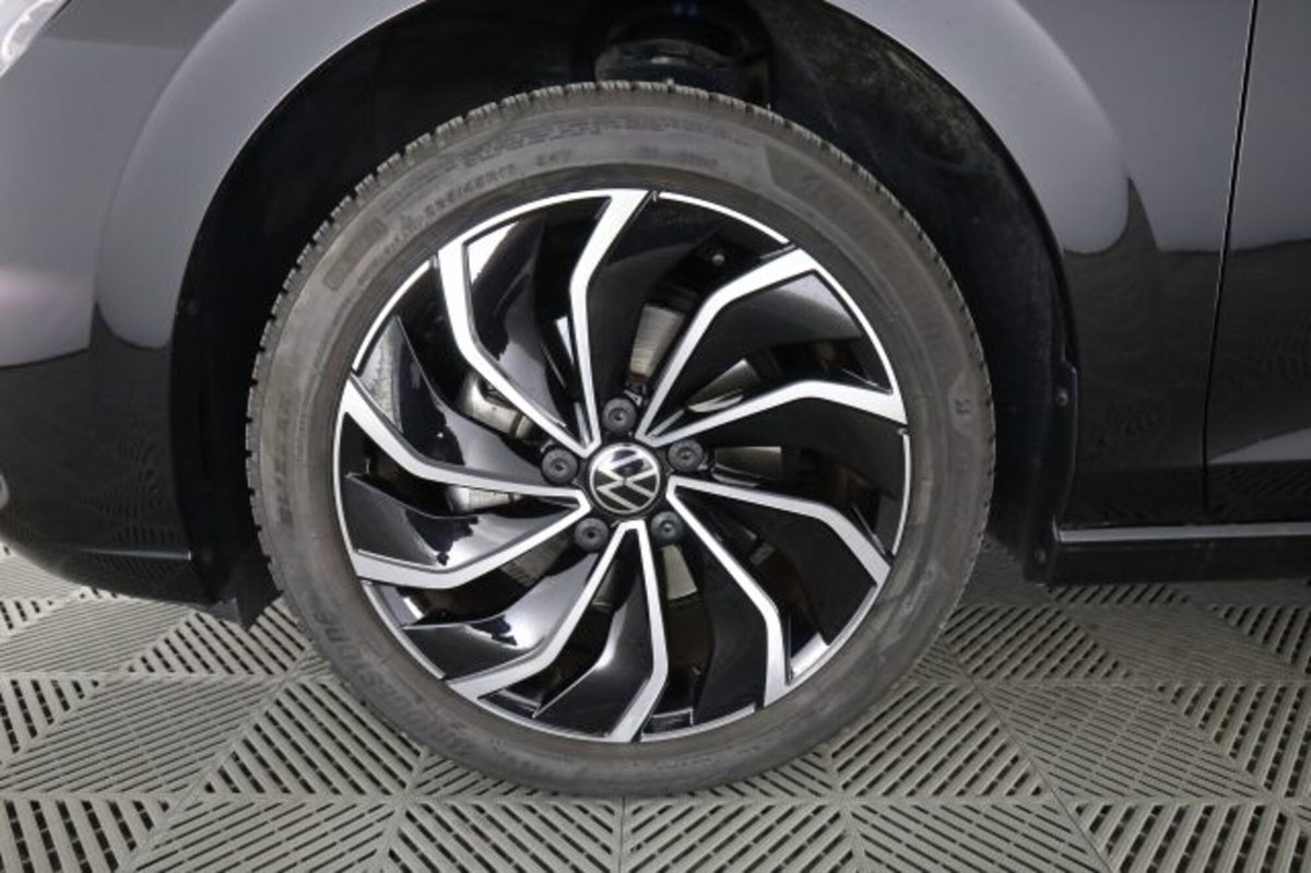 Volkswagen Golf Variant 1.0 eTSI EVO DSG Life (8)
