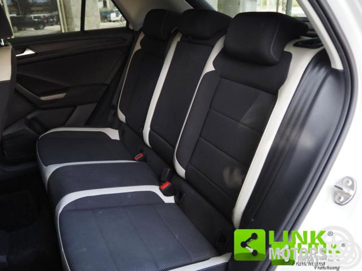 Volkswagen T-Roc 2.0 TDI SCR 150 CV DSG Advanced BlueMotion Technology (6)