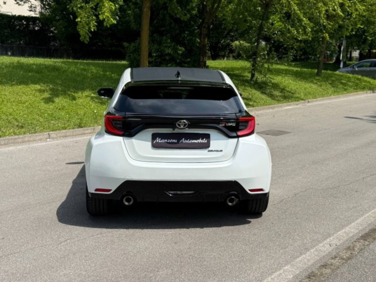 Toyota GR Yaris 1.6 Turbo 3 porte GR Yaris Circuit (14)
