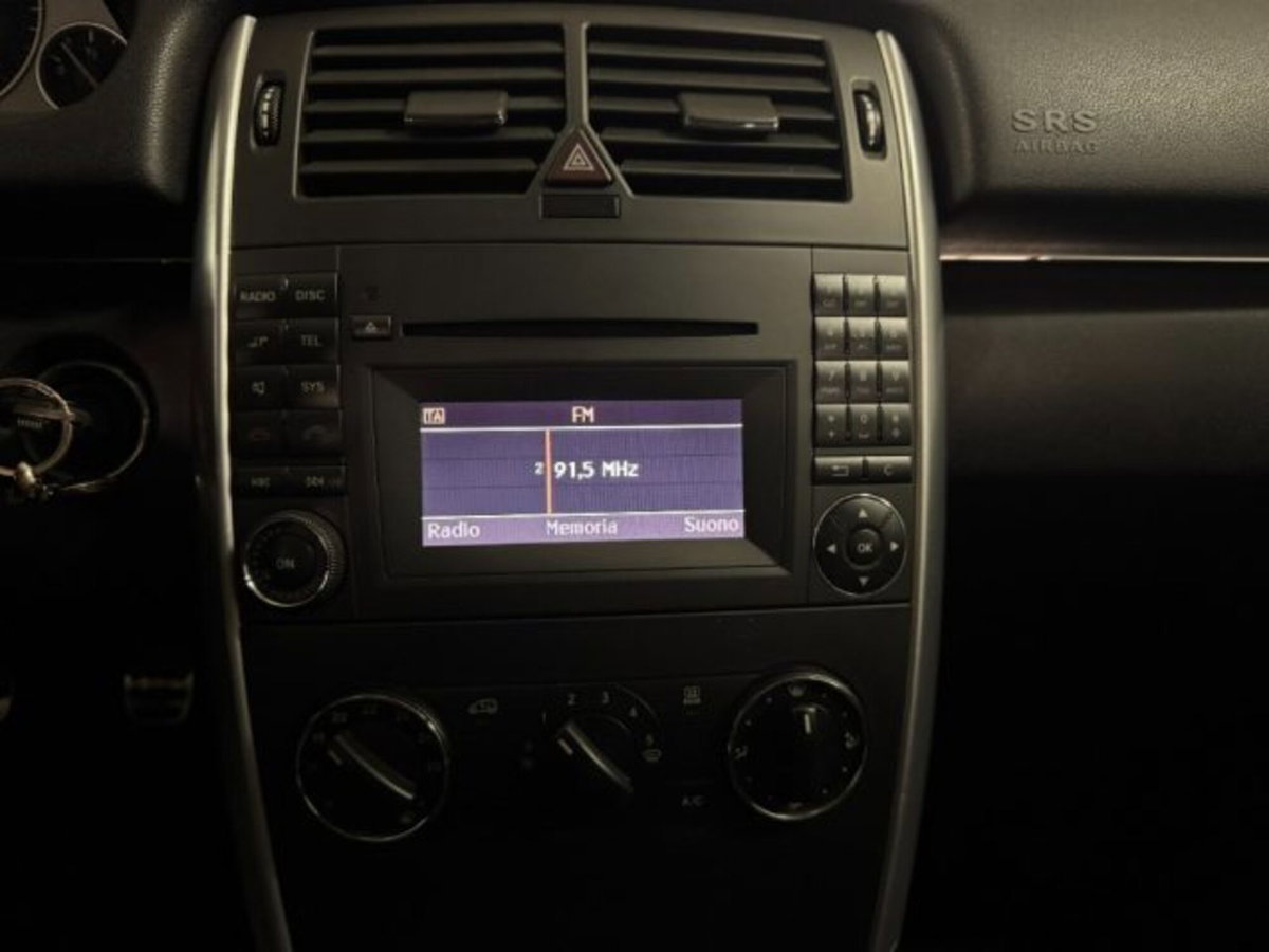 Mercedes-Benz Classe B 180 CDI Premium (10)