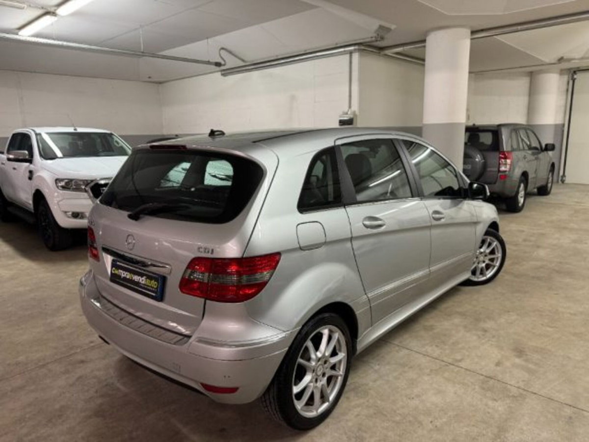 Mercedes-Benz Classe B 180 CDI Premium (5)