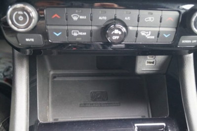 Jeep Compass 1.3 T4 190CV PHEV AT6 4xe Limited (11)