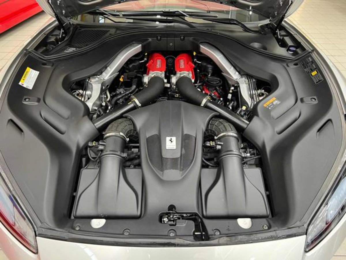 Ferrari Portofino Spider Portofino (15)