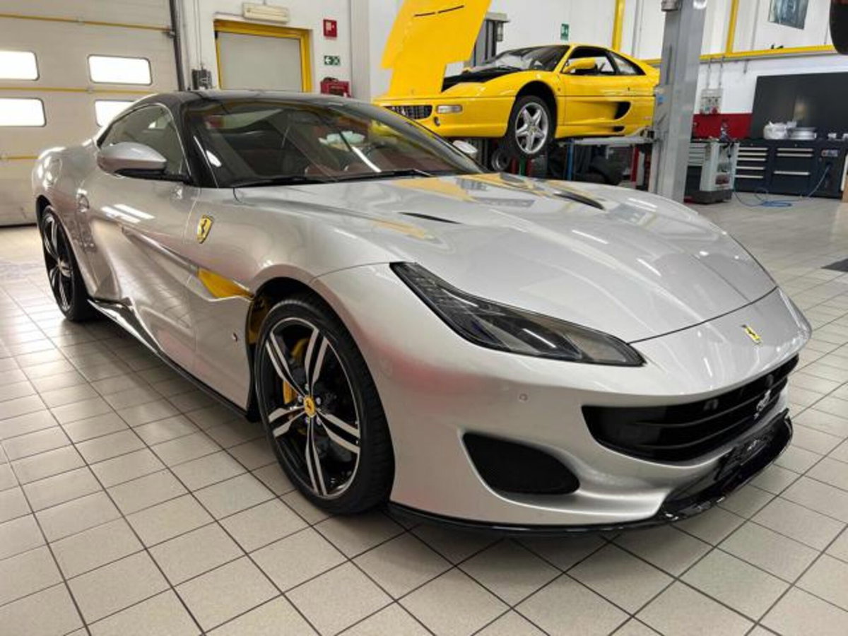 Ferrari Portofino Spider Portofino (2)