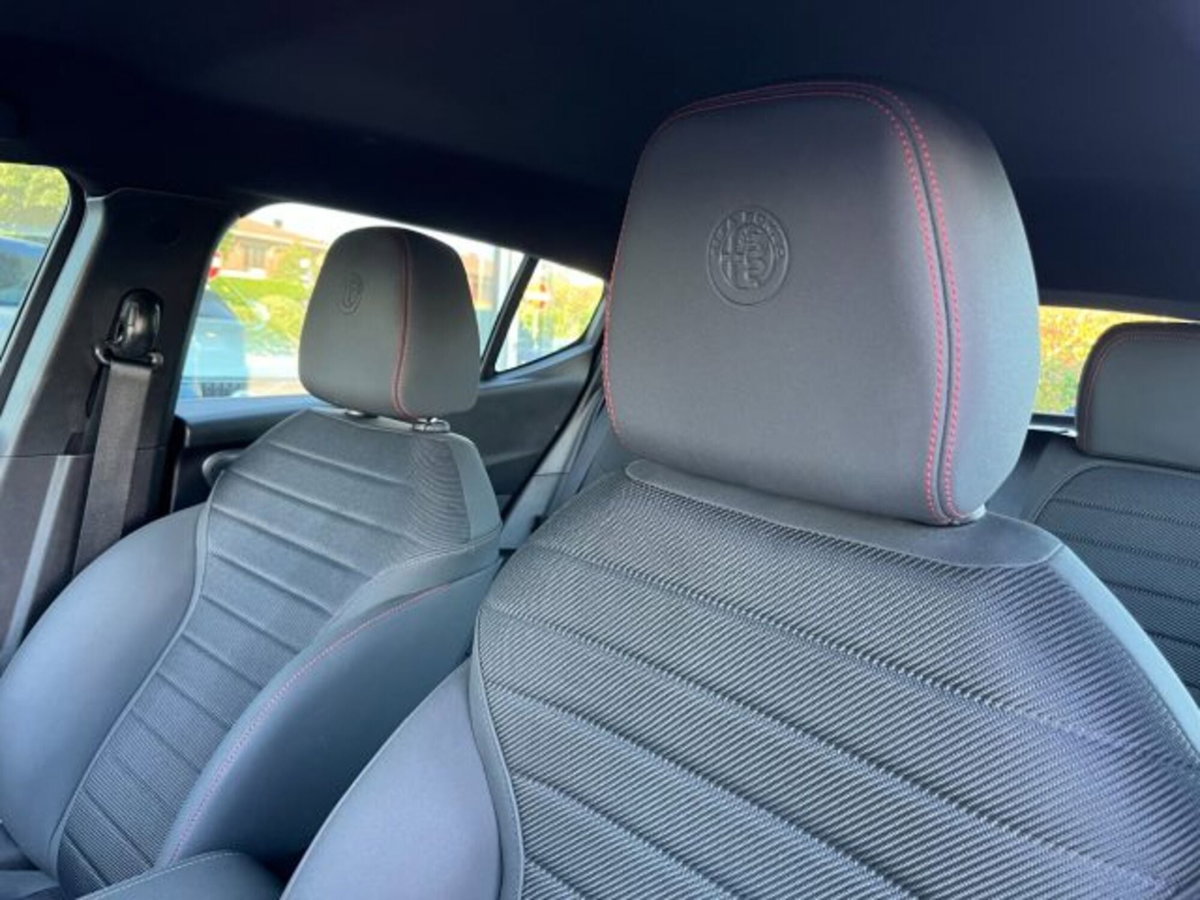 Alfa Romeo Tonale 1.5 hybrid Sprint 130cv tct7 (13)