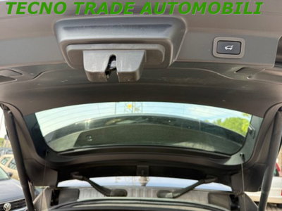 Jaguar F-Pace 2.0 D 180 CV aut. Portfolio (12)