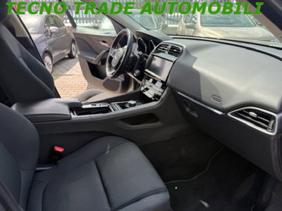 Jaguar F-Pace 2.0 D 180 CV aut. Portfolio (8)