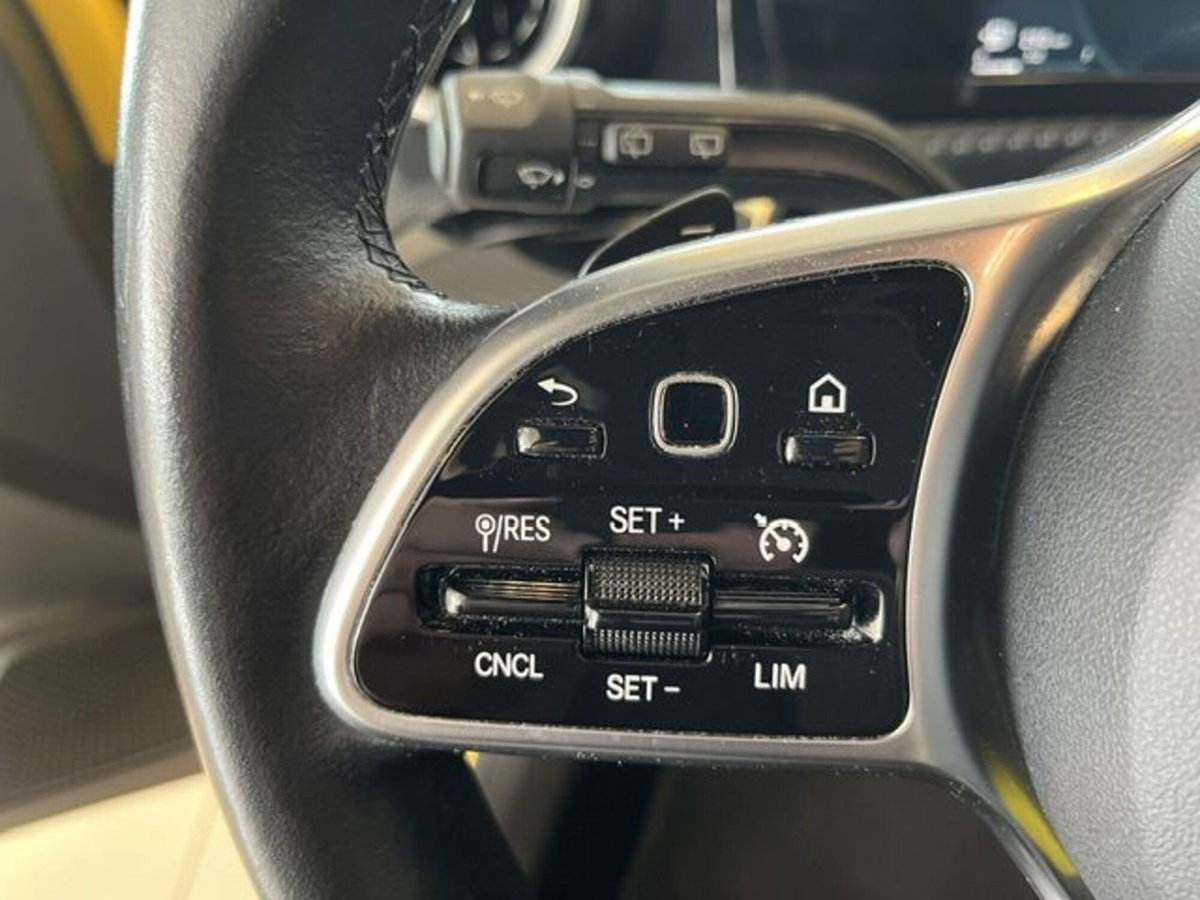 Mercedes-Benz Classe A 200 d AMG Line Premium Plus auto (20)