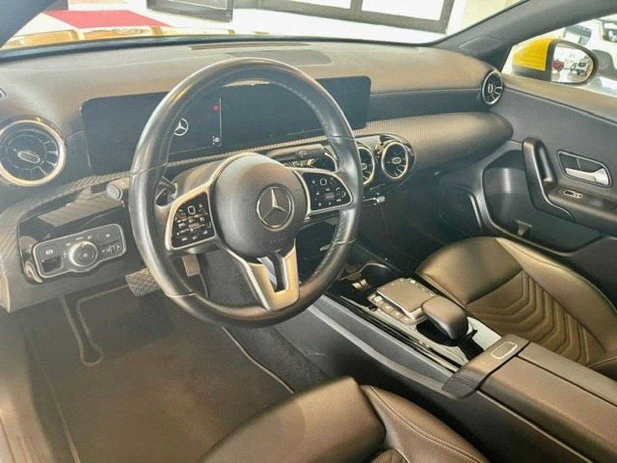 Mercedes-Benz Classe A 200 d AMG Line Premium Plus auto (7)