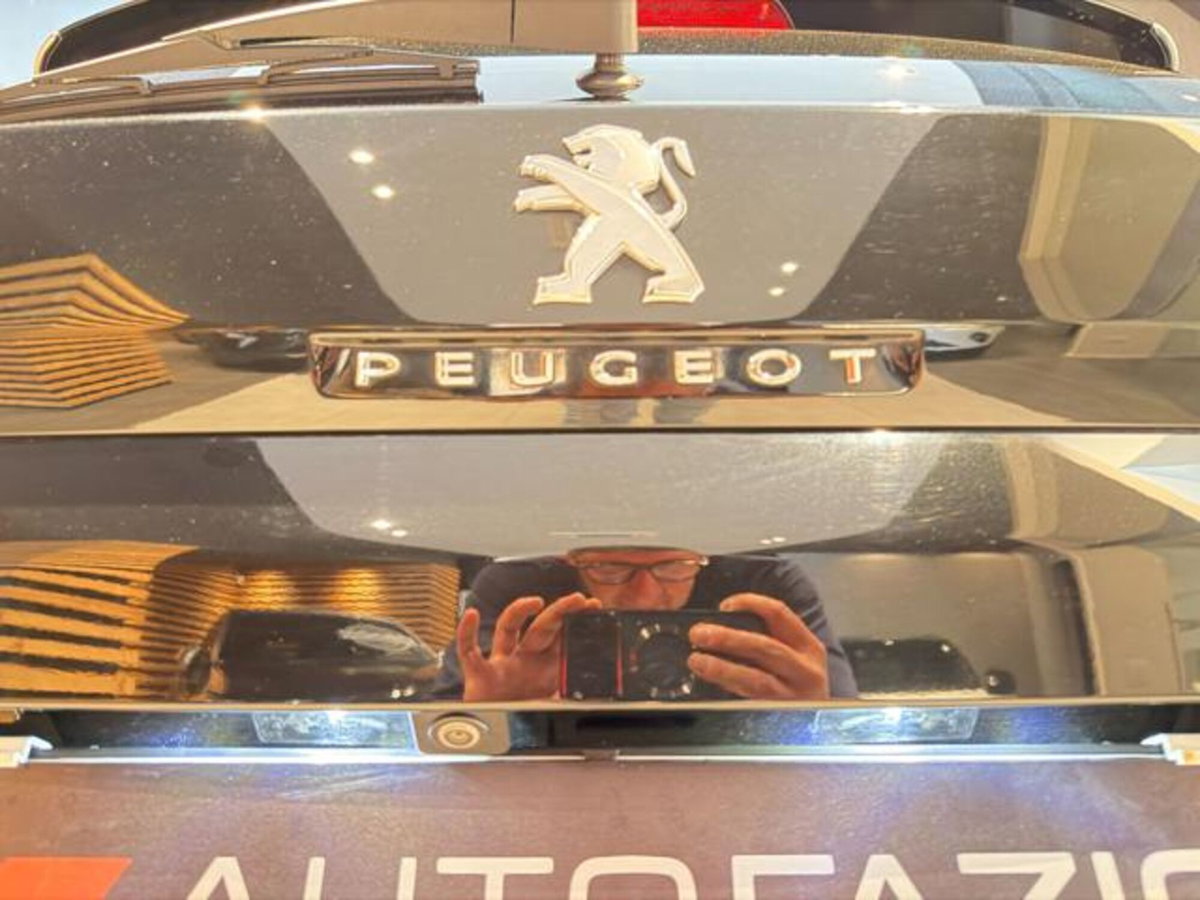 Peugeot 3008 BlueHDi 130 S&S EAT8 Allure Pack (13)