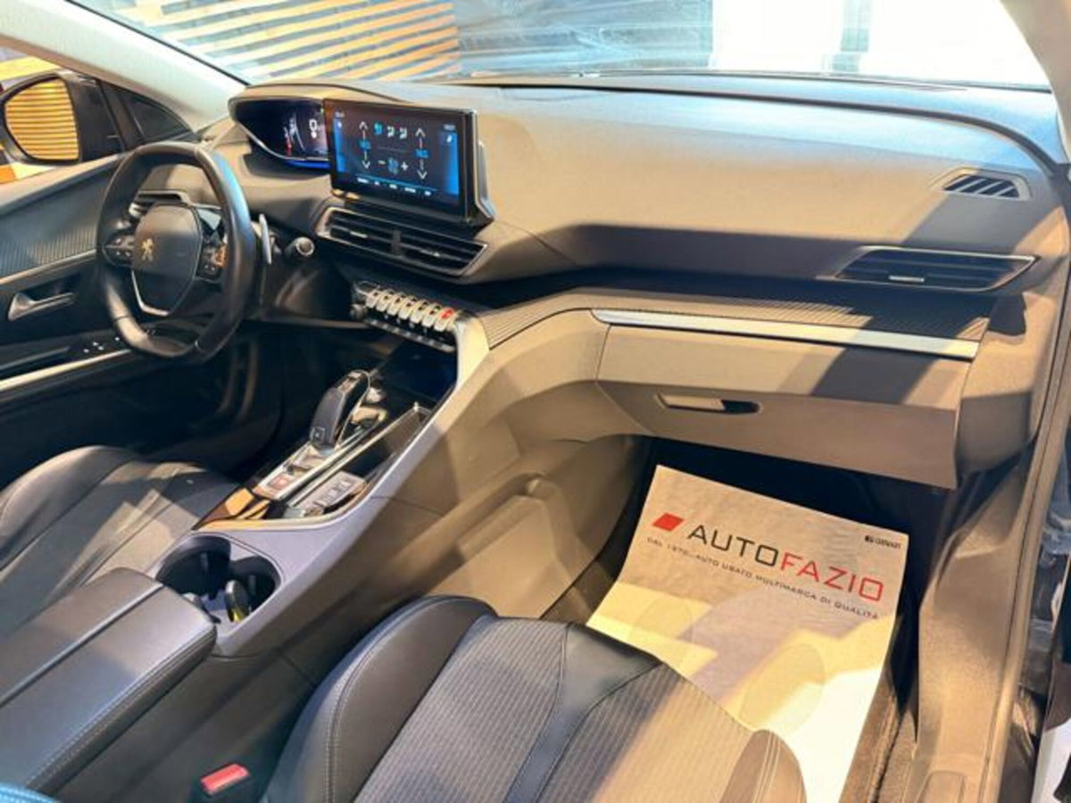 Peugeot 3008 BlueHDi 130 S&S EAT8 Allure Pack (17)