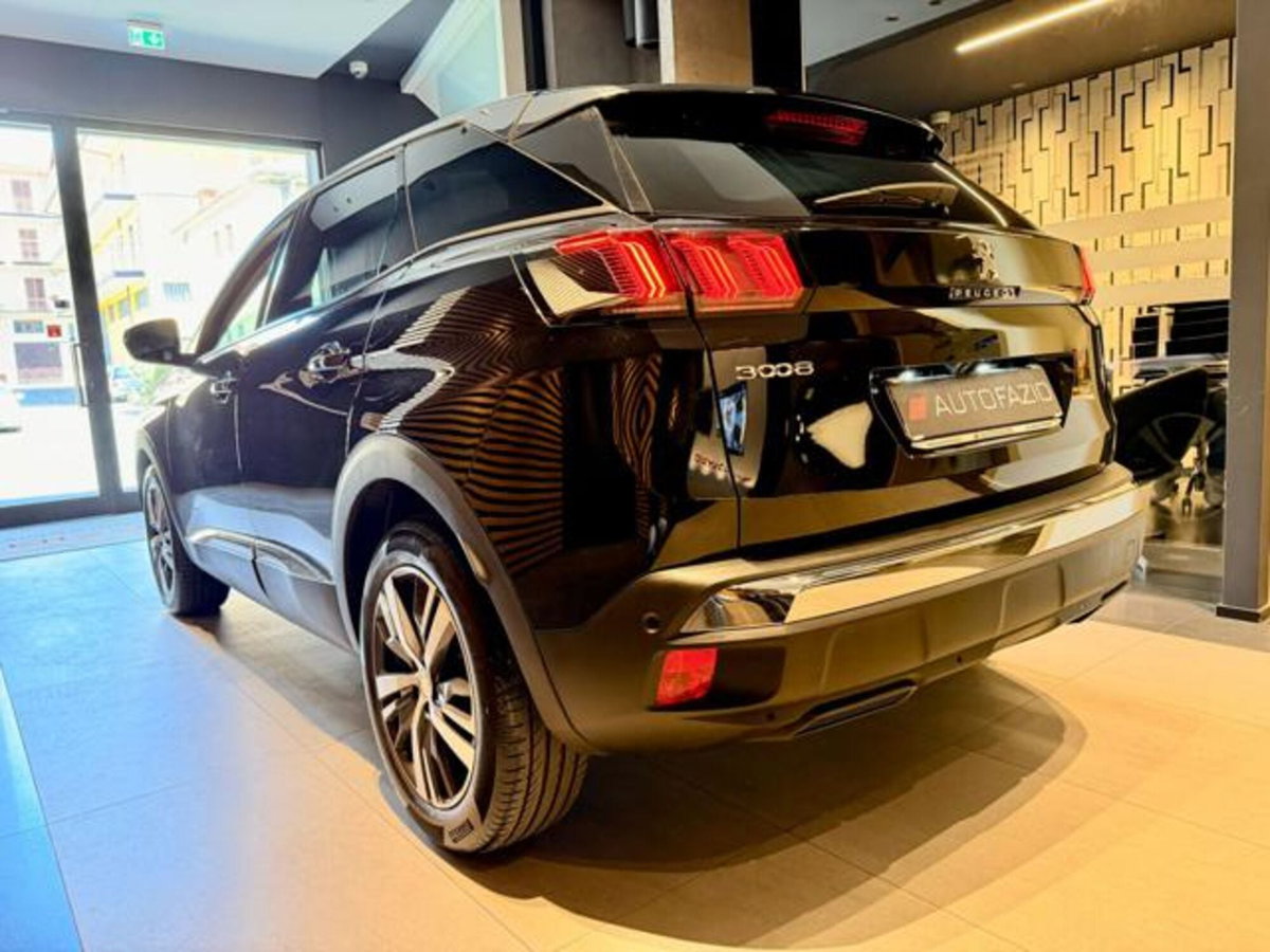 Peugeot 3008 BlueHDi 130 S&S EAT8 Allure Pack (4)