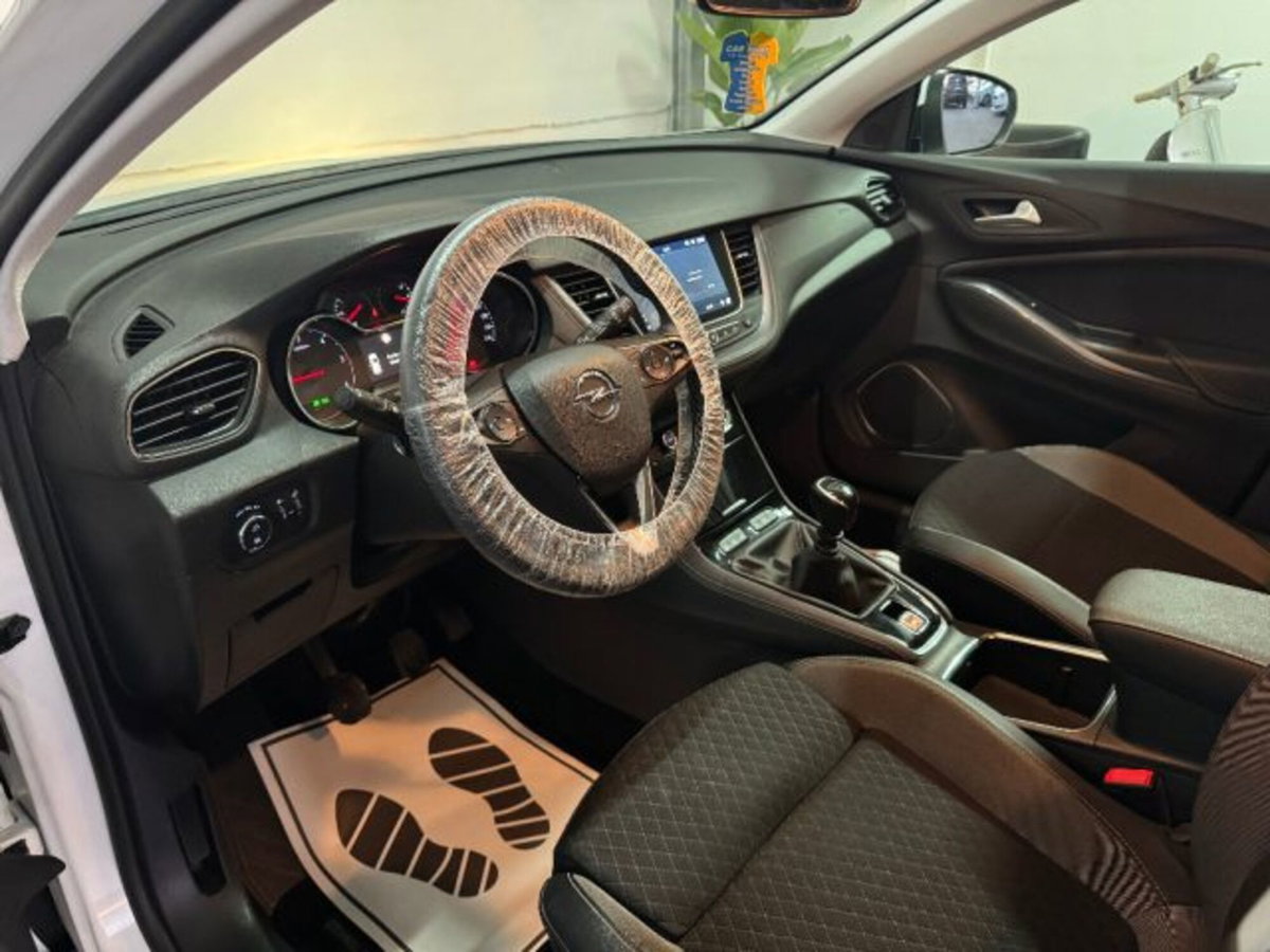 Opel Grandland X 1.5 diesel Ecotec Start&Stop Ultimate (19)