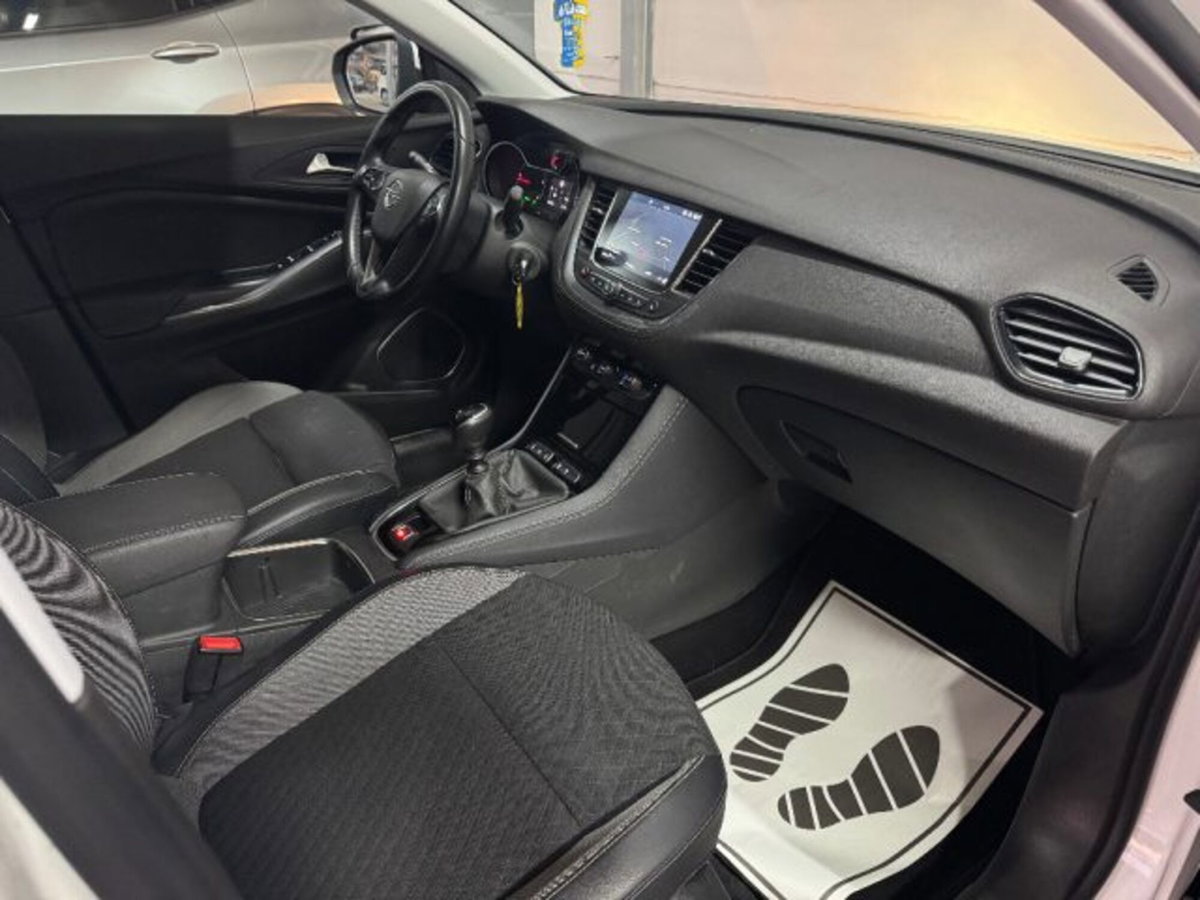 Opel Grandland X 1.5 diesel Ecotec Start&Stop Ultimate (20)