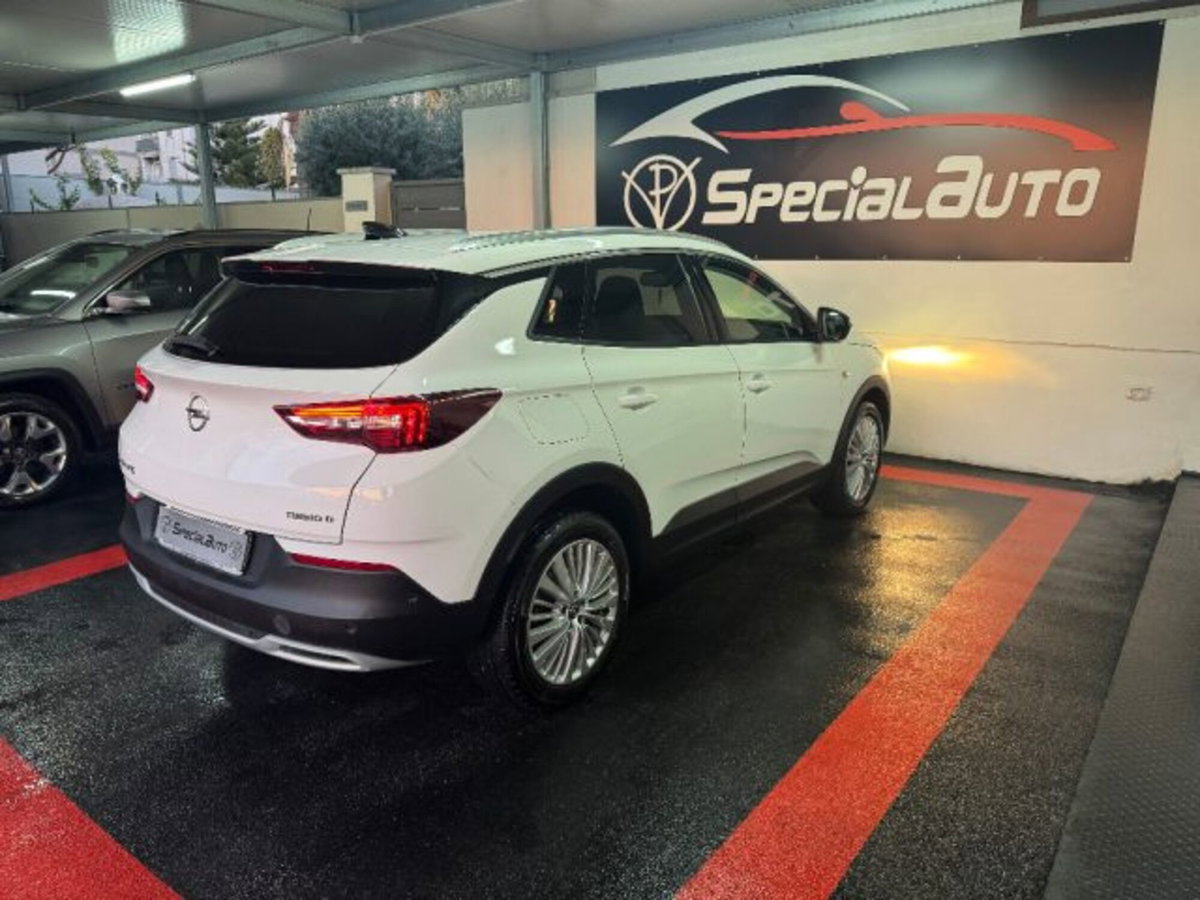 Opel Grandland X 1.5 diesel Ecotec Start&Stop Ultimate (5)