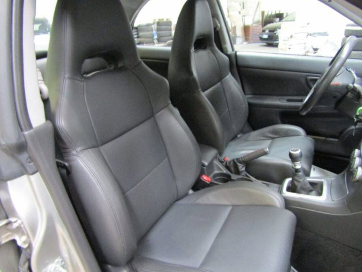 Subaru Impreza 2.5 turbo 16V WRX STi A-Line (19)
