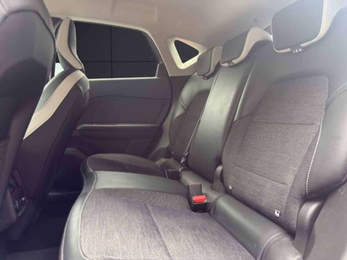 Renault Captur TCe 90 CV Techno (13)