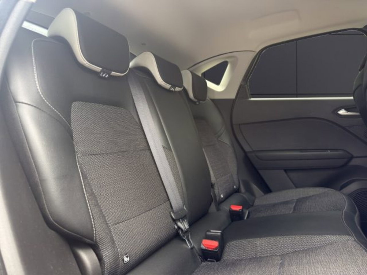 Renault Captur TCe 90 CV Techno (19)