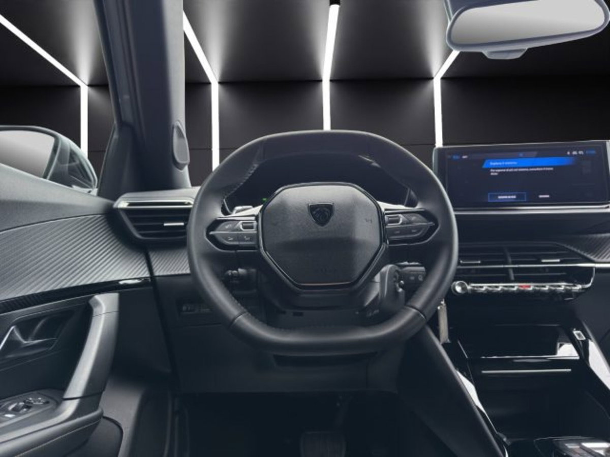 Peugeot 2008 1.2 hybrid Active 136cv e-dcs6 (10)