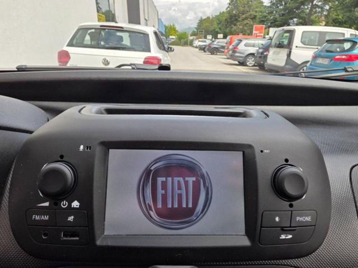 Fiat Qubo 1.4 8V 77 CV Easy Natural Power (15)