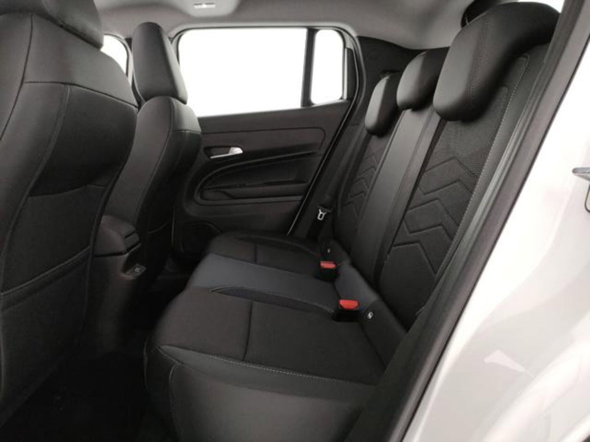 Jeep Avenger 1.2 turbo Altitude fwd 100cv (18)
