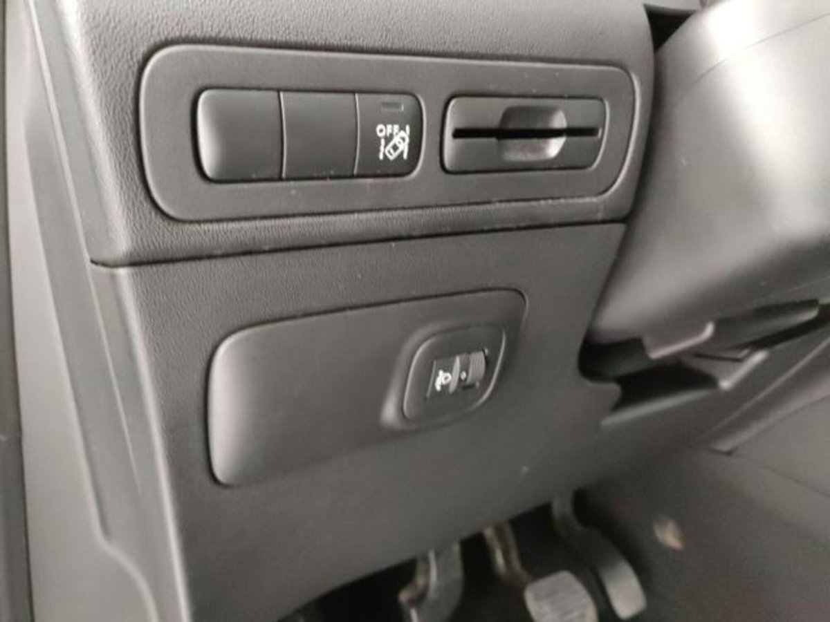 Citroen C3 Aircross PureTech 110 S&S Shine Pack (6)