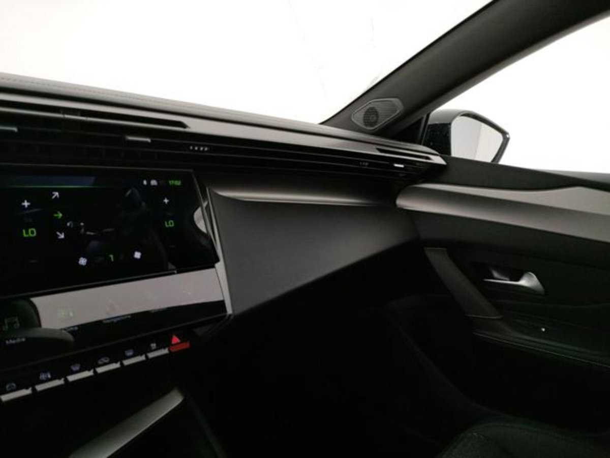Peugeot 308 1.5 bluehdi GT s&s 130cv eat8 (17)