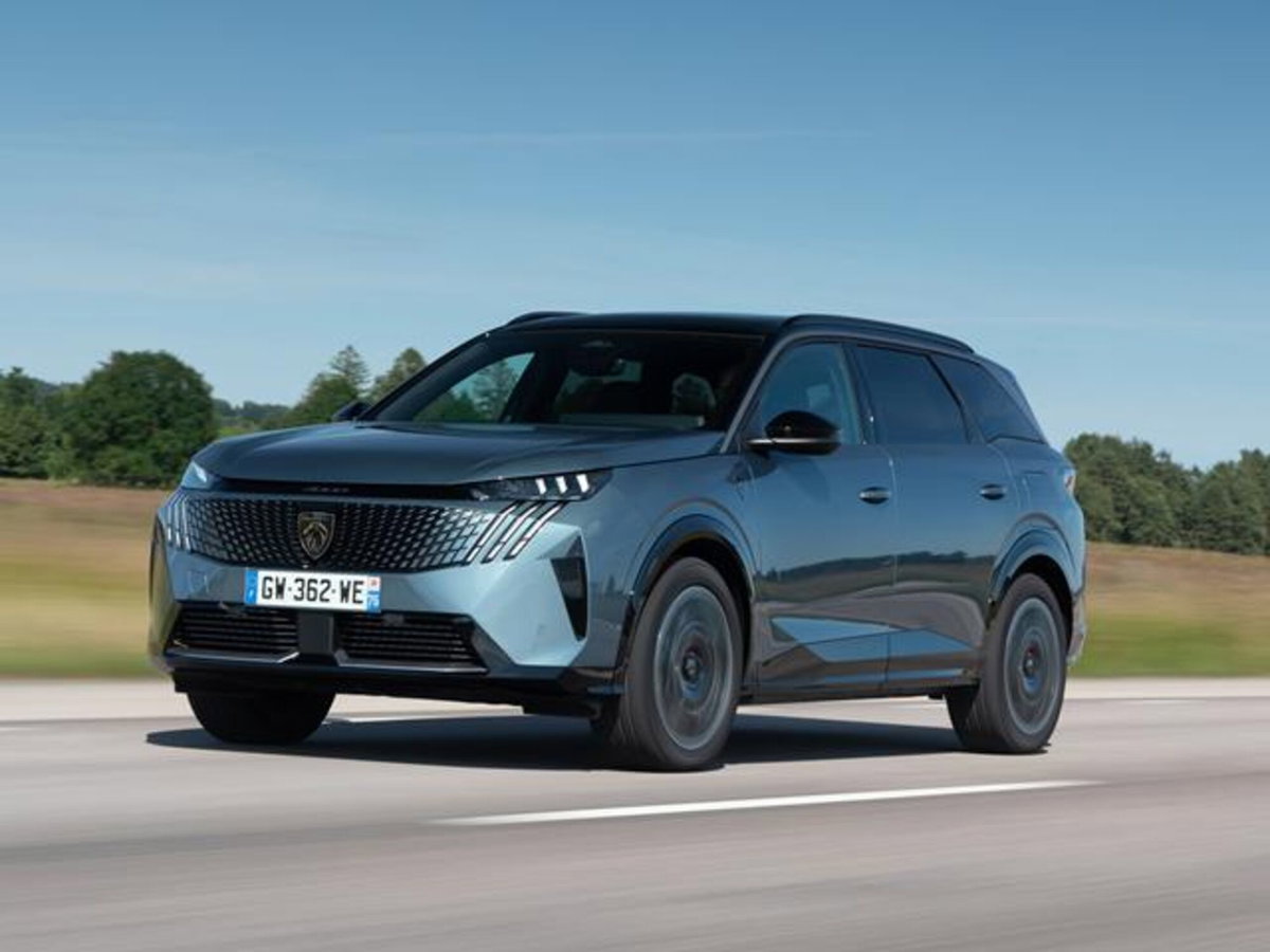 Peugeot 5008 1.2 hybrid Allure 145cv e-dcs6