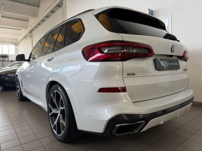BMW X5 M50d (4)
