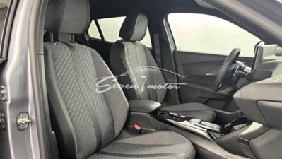 Peugeot 2008 1.2 hybrid Allure 145cv e-dcs6 (14)