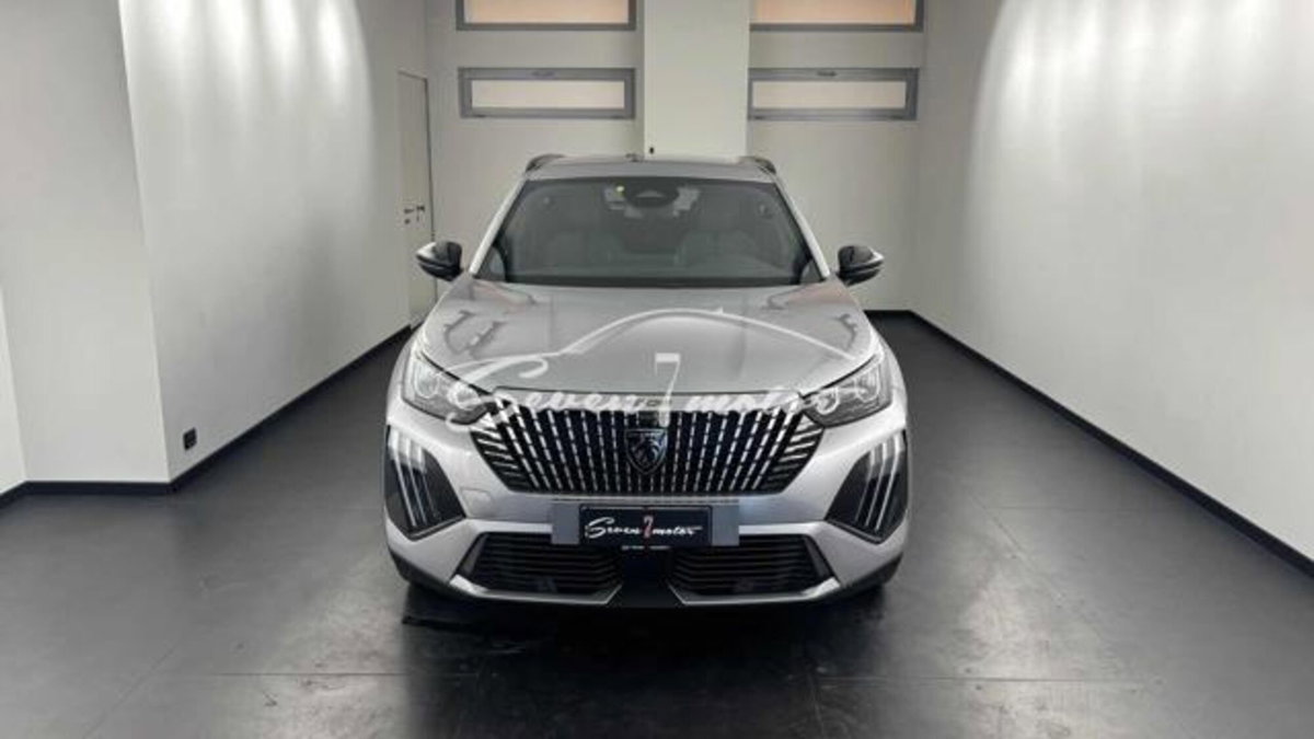 Peugeot 2008 1.2 hybrid Allure 145cv e-dcs6 (2)