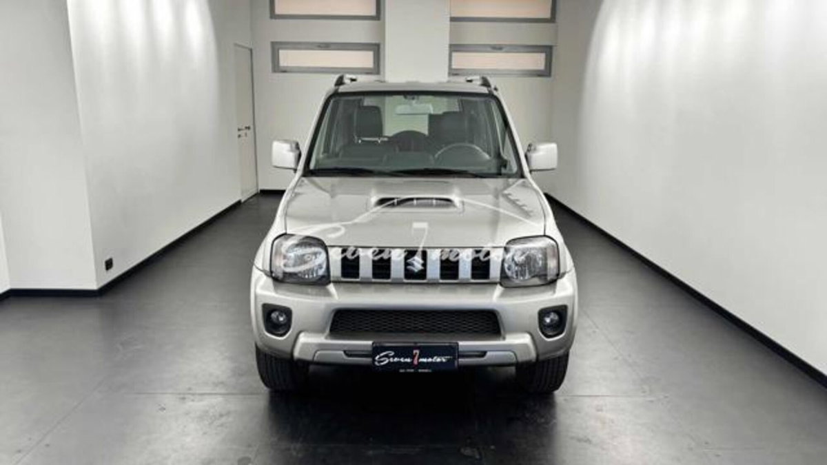 Suzuki Jimny 1.3 4WD Evolution Plus (2)