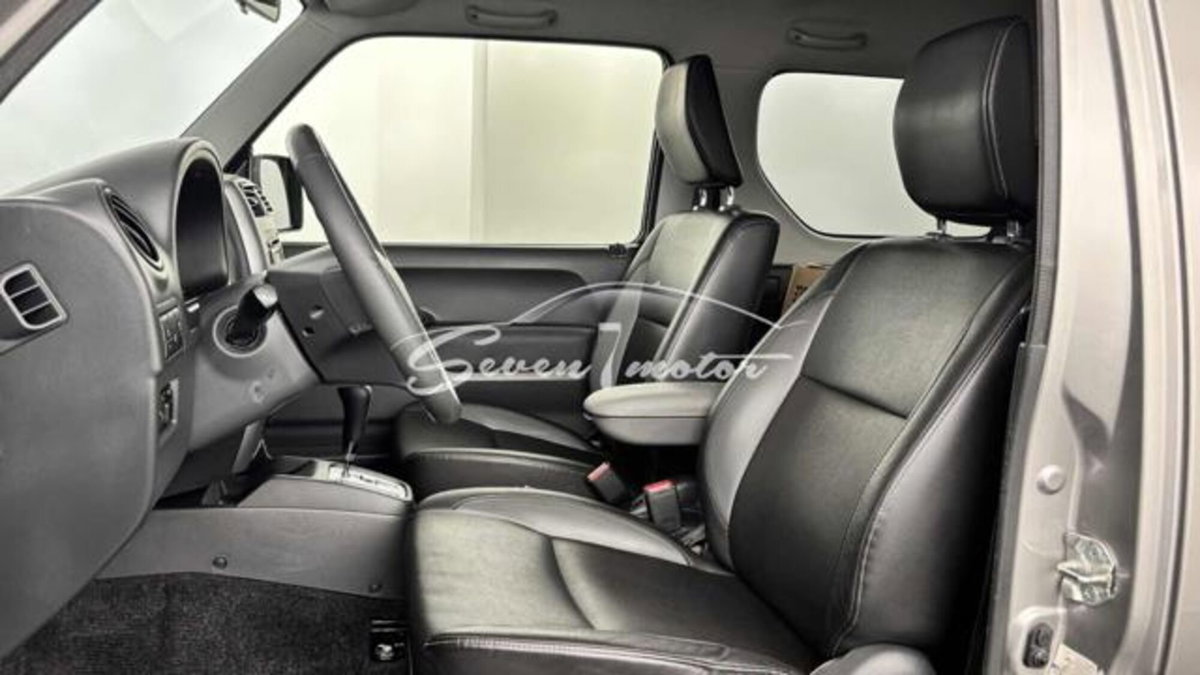 Suzuki Jimny 1.3 4WD Evolution Plus (9)
